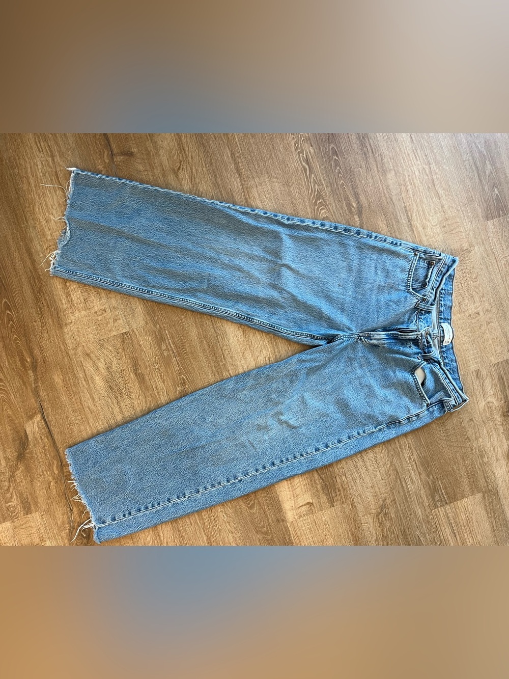Abercrombie & Fitch ultra loose low rise 28